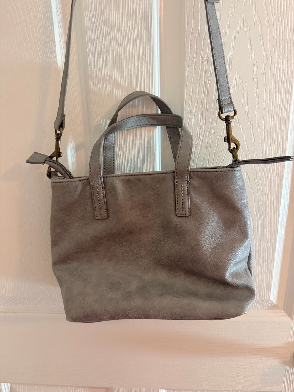 Stylish Gray Women's Leather Tote - Versatile Shoulder & Hand Carry